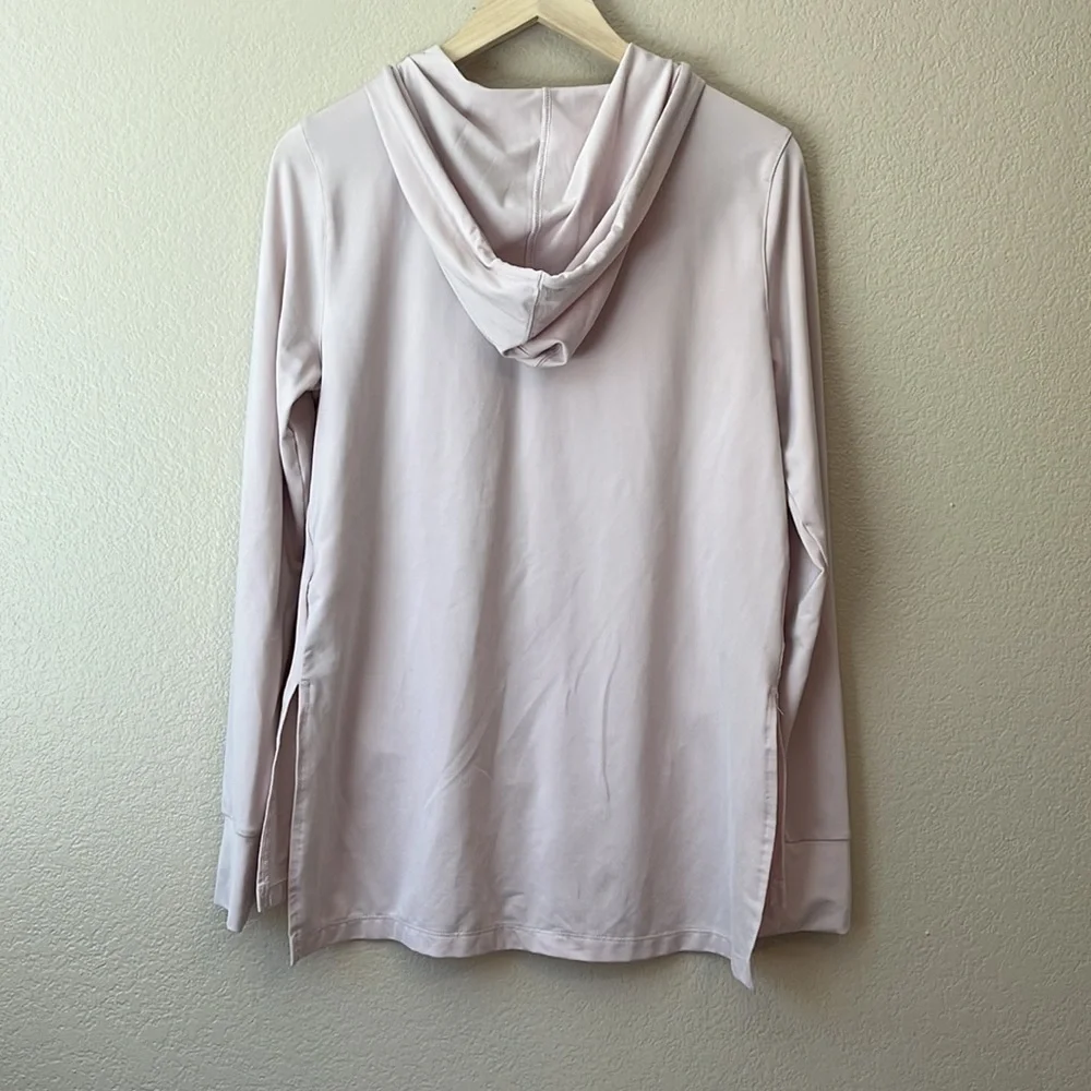 Nike Dri Fit Hoodie Pink size Medium